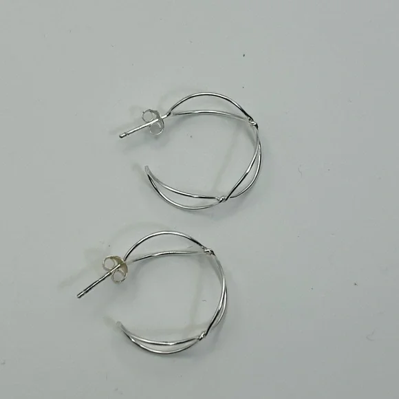 Sterling Silver Twisted Hoop Earrings Posts Stamped 925 Dainty 1" - Picture 6 of 9